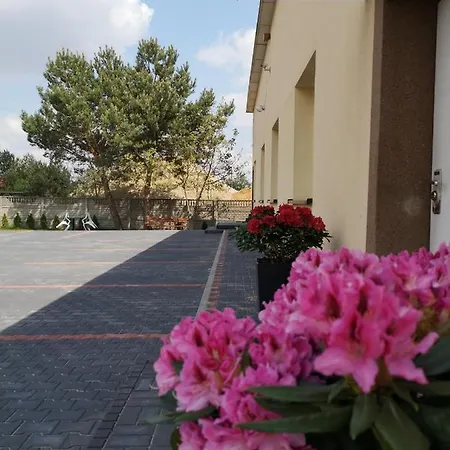 U Adama Фермерский дом Kajetany